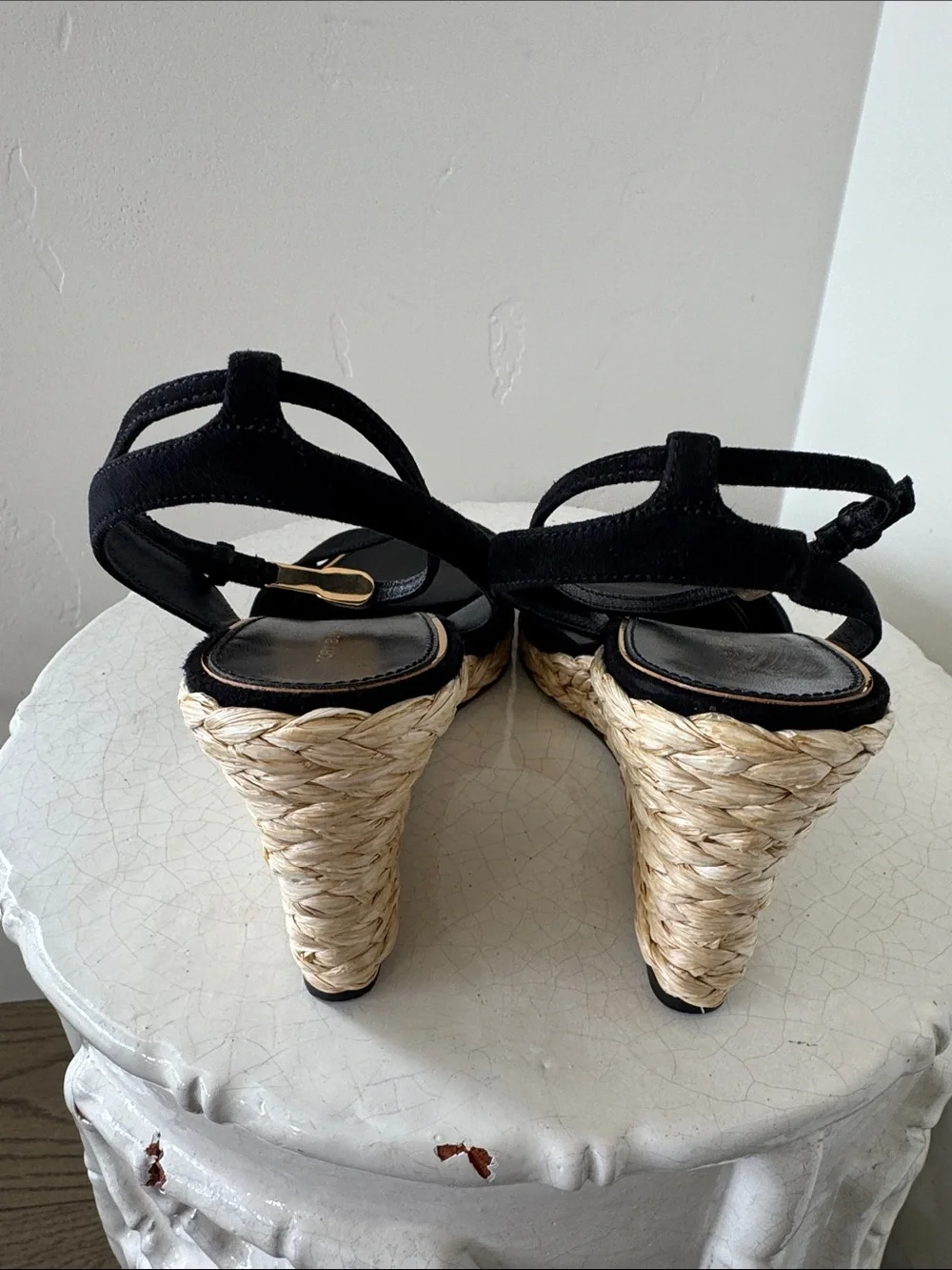 Tory Burch Black Leather Suede Espadrille Wedge Sandals Gold Accents Size 10 EUC